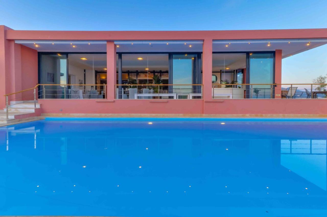 Black Diamond Beachfront Pool Villa Pasithea In Sounio, Athens Sounion Dış mekan fotoğraf