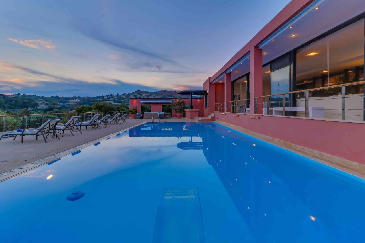 Black Diamond Beachfront Pool Villa Pasithea In Sounio, Athens Sounion Dış mekan fotoğraf